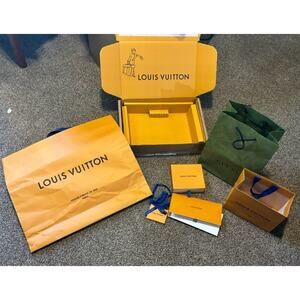Authentic Louis Vuitton Gucci Shopping Bags, Boxes, Ribbon, Gift Tag, Envelope